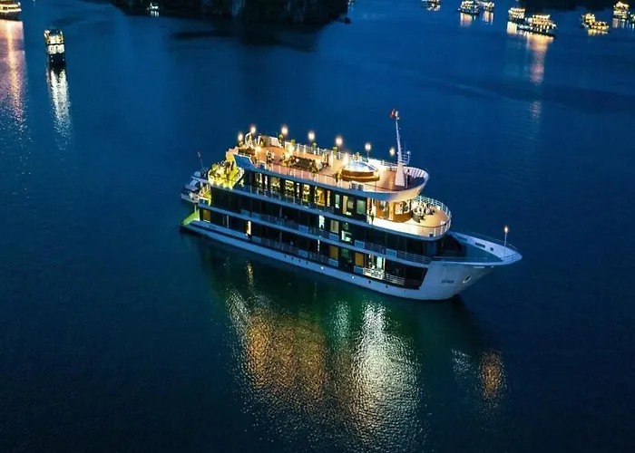 Botel Du Thuyen 5 Sao - Lan Ha Asp Ha Long
