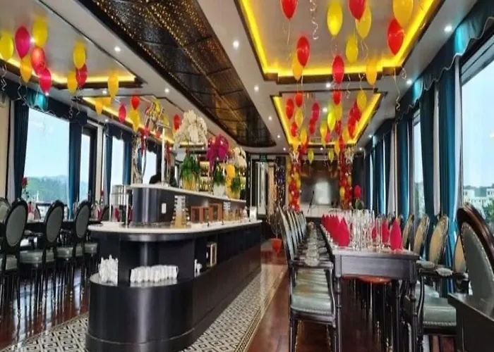 Botel Du Thuyen 5 Sao - Lan Ha Asp Ha Long